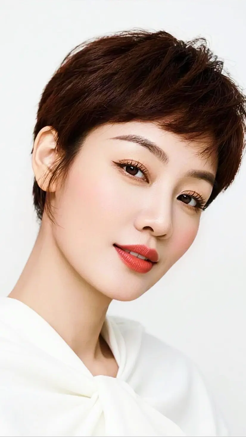 清透短发写真 ai创作 伙伴计划广告分成