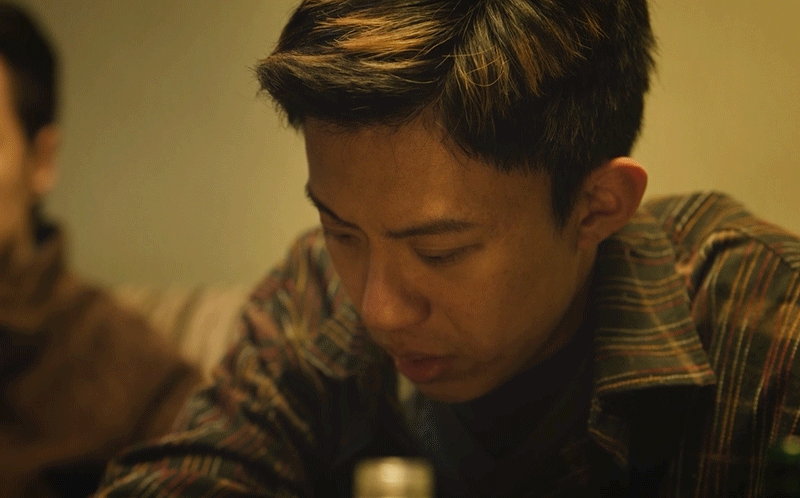 刘阳杀了郝鹏 郝鹏满心欢喜帮刘阳张罗婚车，满心期待姐姐的婚事，他万万想不到自己一