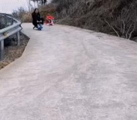 原谅我不厚道的笑了……
#已笑疯哈哈#