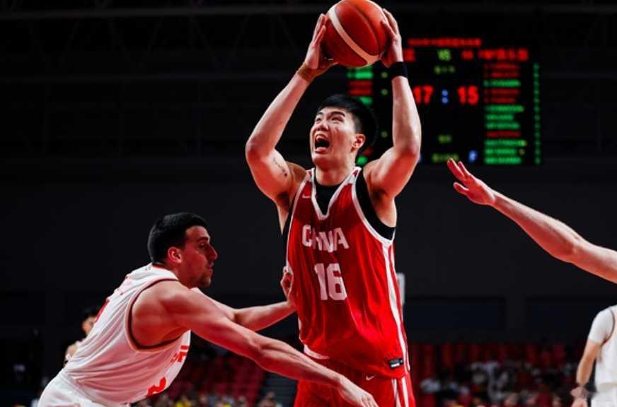 塞尔维亚fmp绝杀中国男篮 领先17分惨遭补篮绝杀 中国男篮81-82惜败塞尔维