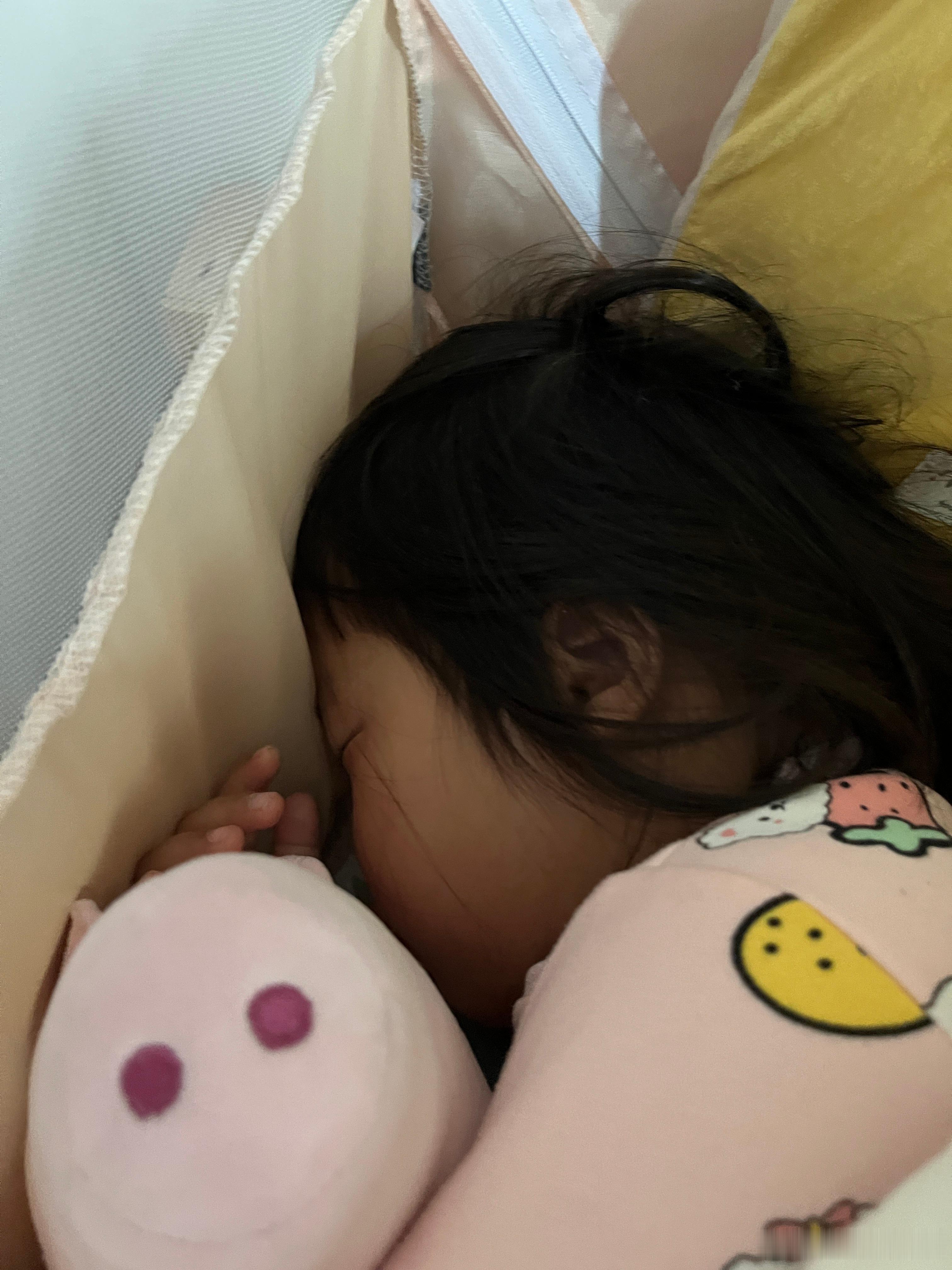 还在睡小猪觉。金饰价一夜暴涨58元又暴涨了。 