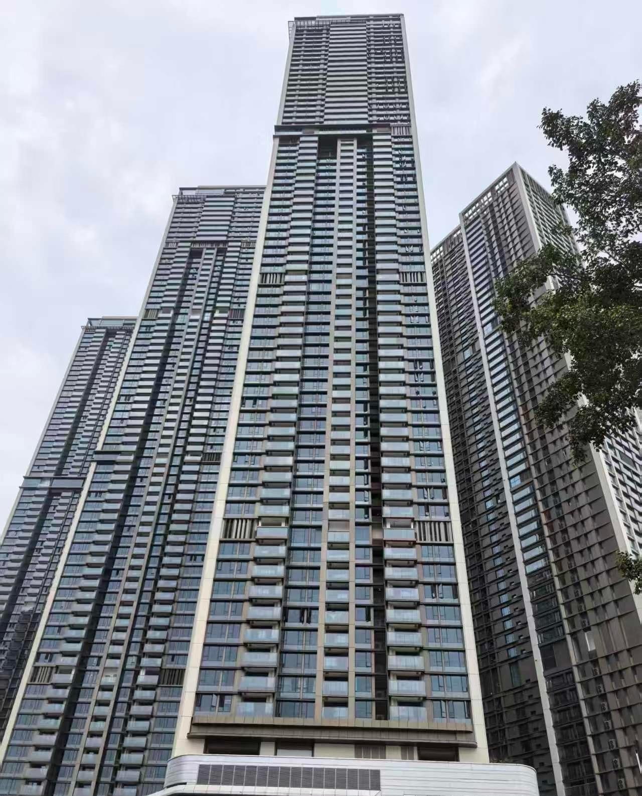 我数了一下足足75层，白石洲回迁房你要吗？

这个规划怎么想的呢？普通住宅搞那么