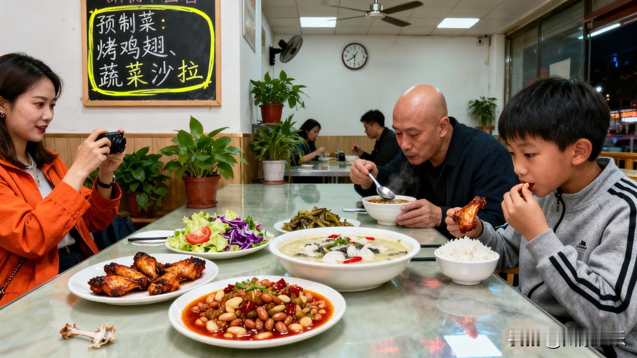 你觉得餐厅是否应该标明预制菜 餐厅应该标明预制菜。对消费者来说，有知情权才能做出