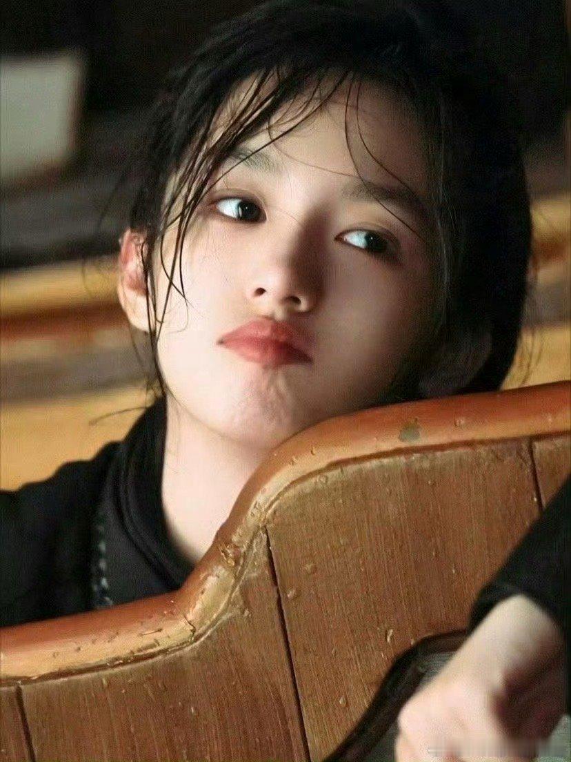 你是周也那她是谁 周也的抽象时刻考古成功！原来女神私下这么有梗～冷面美女x搞笑灵