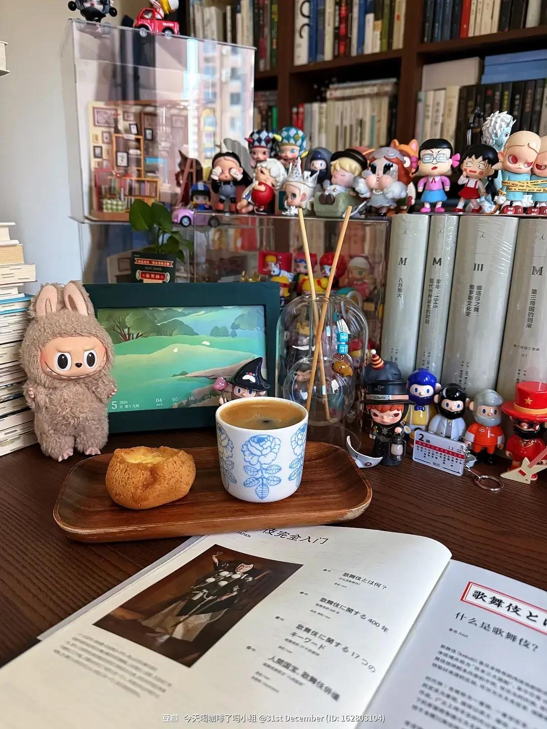 哪些钱根本没必要花

01、离职不请客，人走茶凉。

02、不抢着买单久未联系同