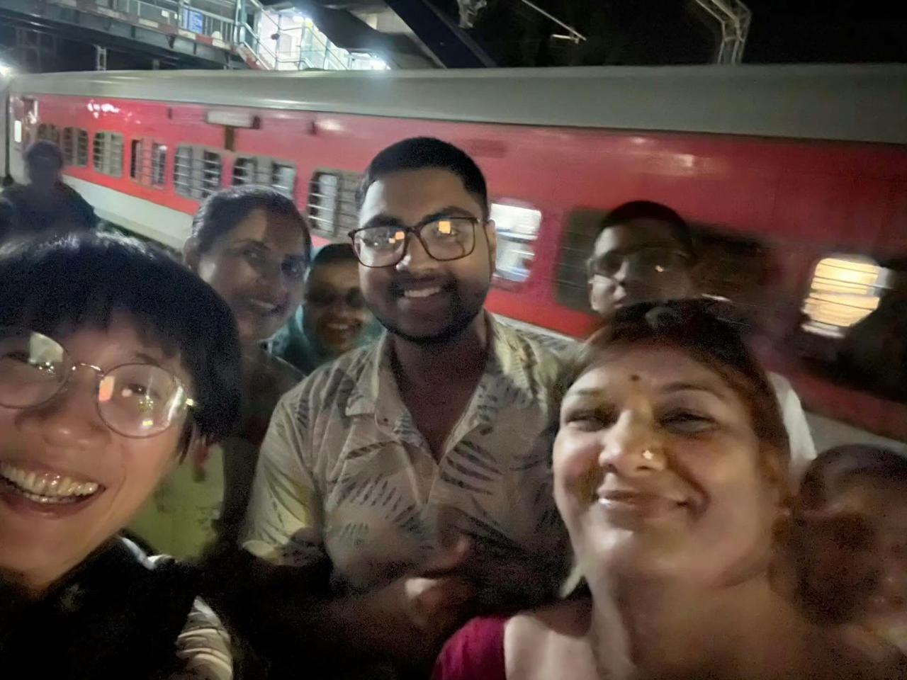 一位台湾网民发帖：网民表示自己是女生，一个人在印度11天了，感受到这里不分男女的