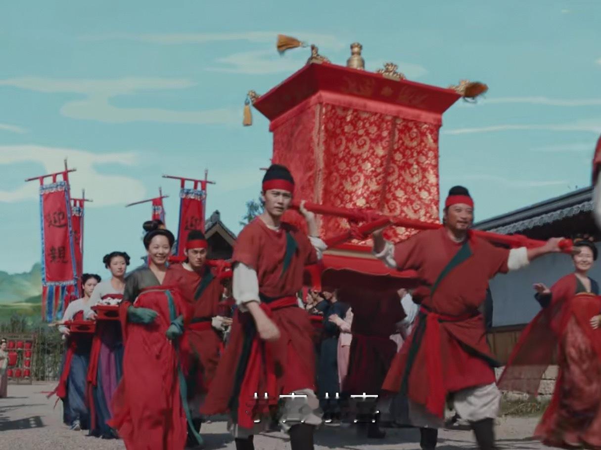 小手这么一摆呀 起一个吉祥物的作用