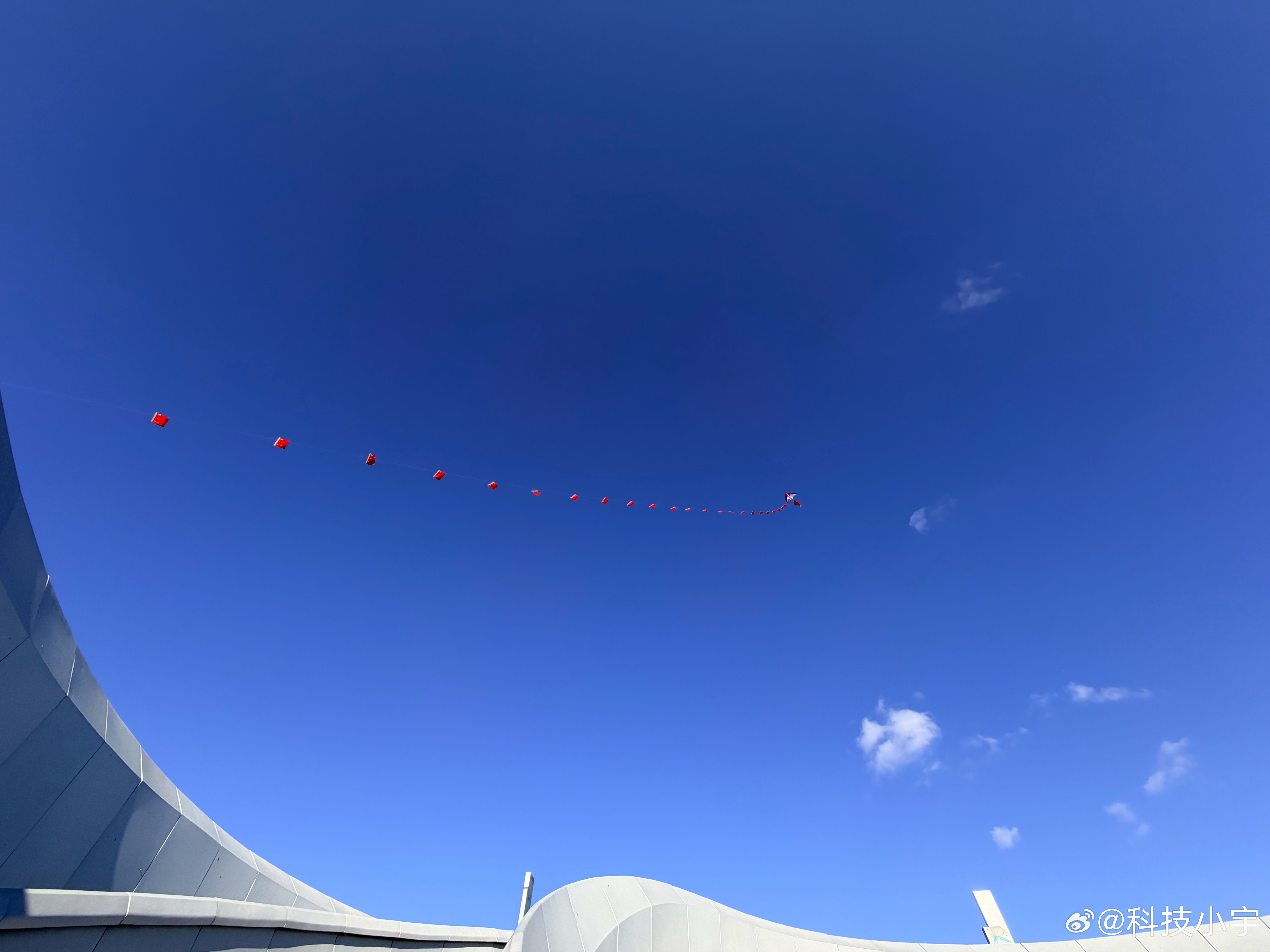 如果过去几年你对 iPhone 的拍照不报任何希望，那今年的 iPhone17 