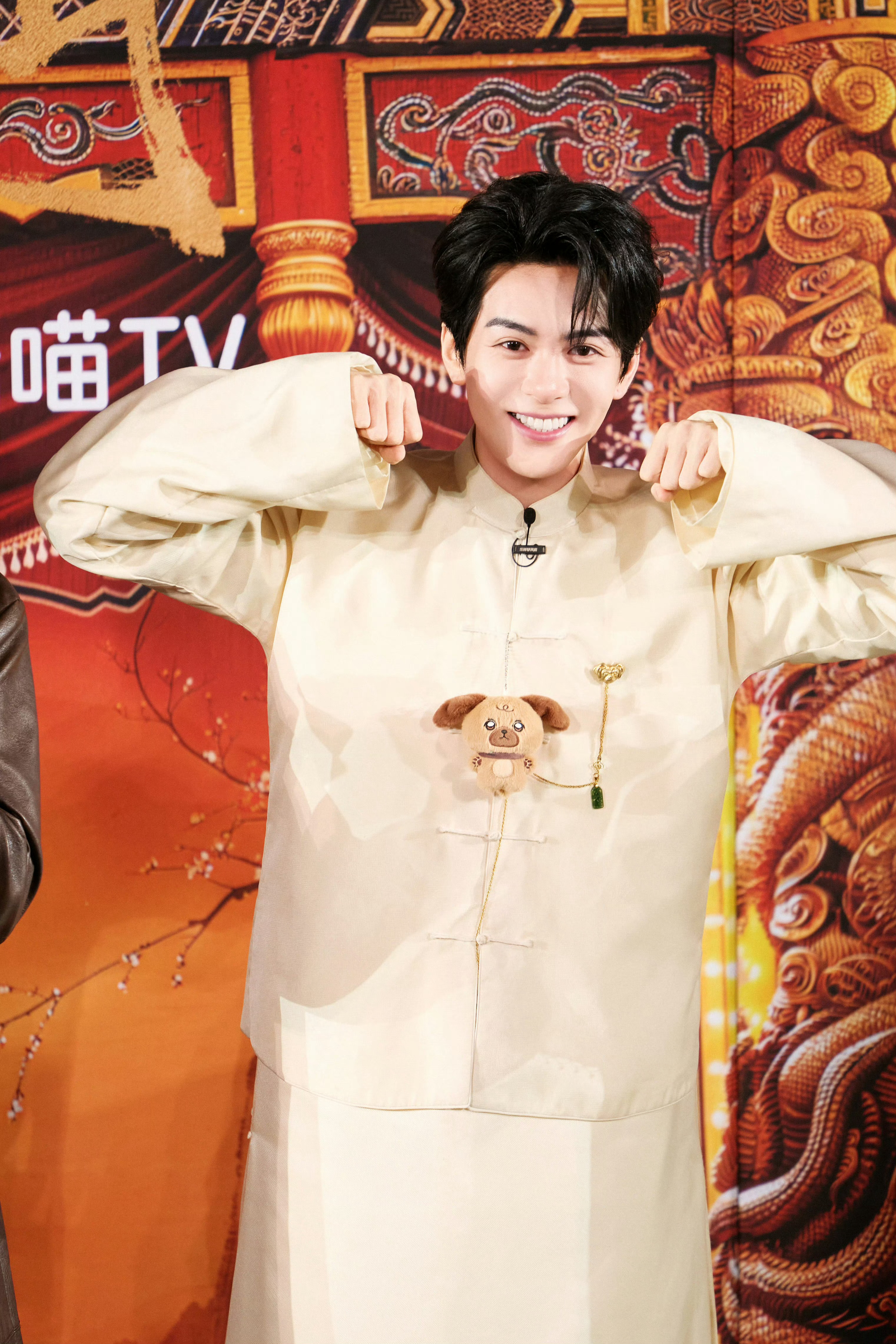 曾舜晞吴老狗角色热度三榜登顶曾舜晞陈瑶合唱情人 吴老狗的权威性，体现在方方面面。