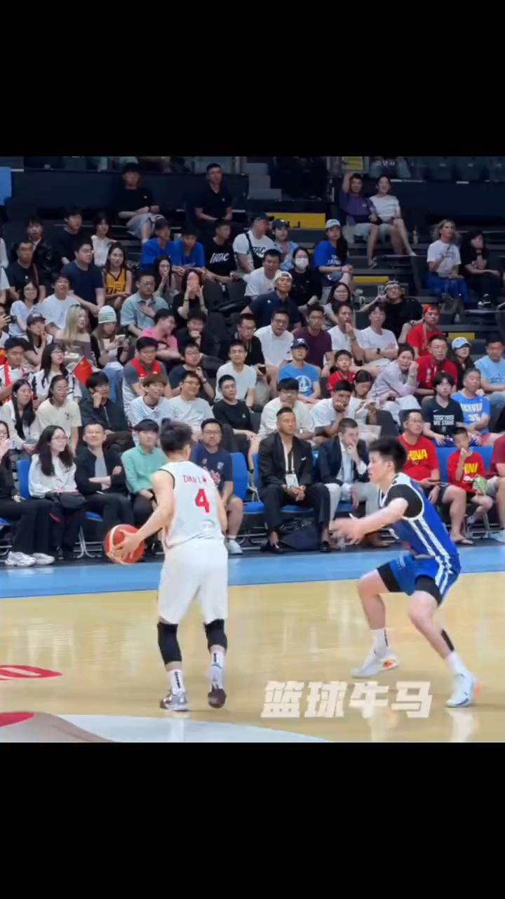 打它。