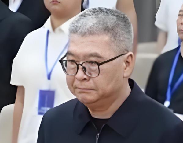 他捞了6798 万余元‌！原中国一重集团副总陆文俊一审被判15年，也不算太重。