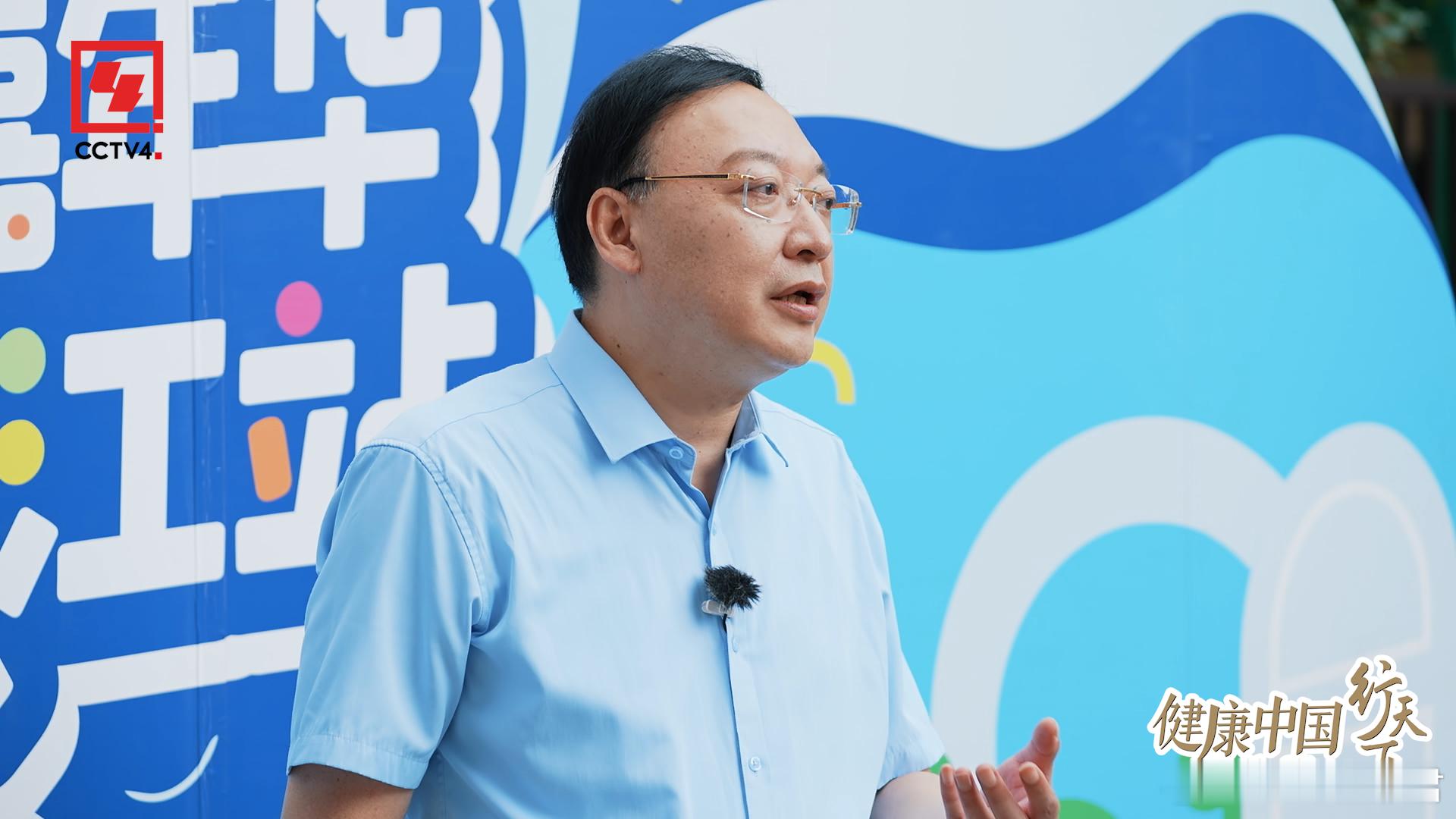 上海专家进社区科普免疫健康密码【专家坐镇，干货满满！】强直、类风湿如何科学应对？