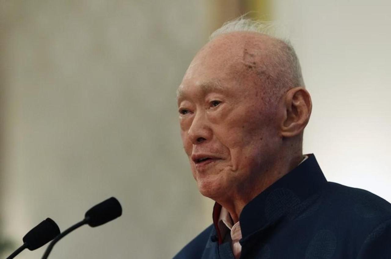 提起李光耀，撒切尔夫人曾评价，他的诸多论断几乎从未失准。在《李光耀观天下》一书中
