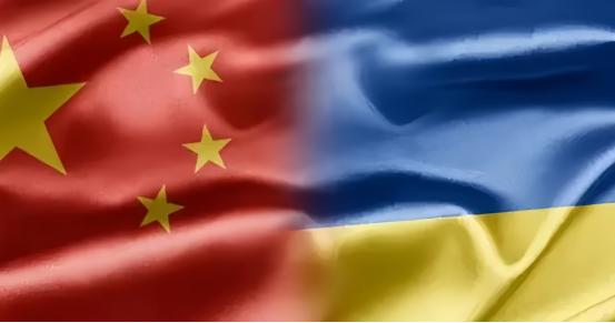 凭啥中国能从一穷二白干到世界老二，而乌克兰守着金山银山却混成欧洲最穷鬼？答案就俩