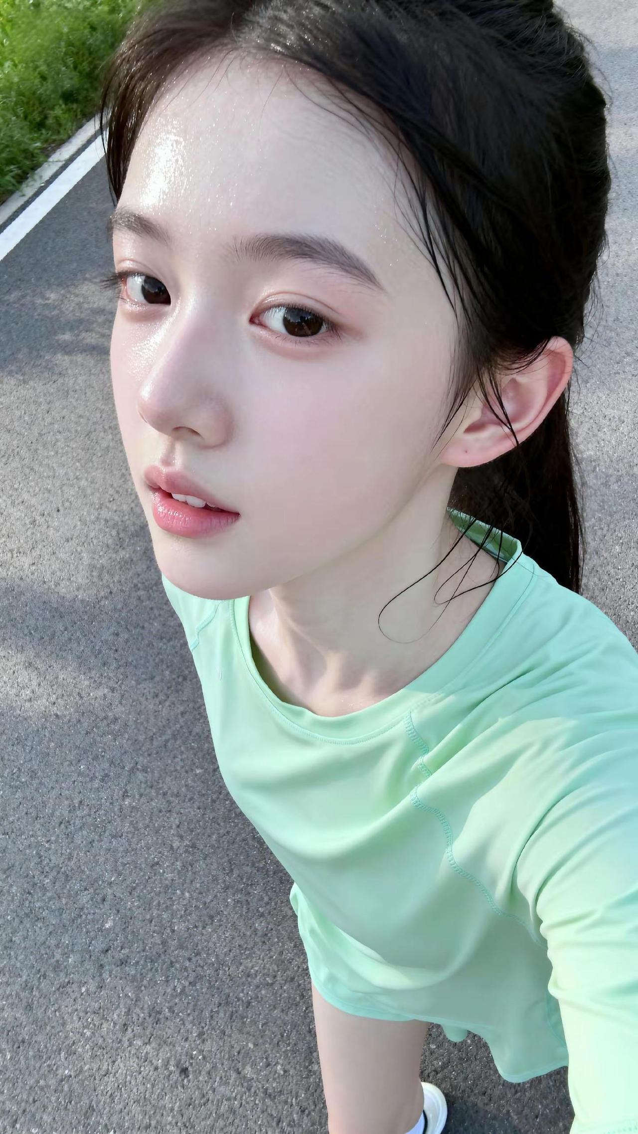 女生拍照姿势 原相机无美颜 少女感 心动的感觉 大汗淋漓的感觉真好