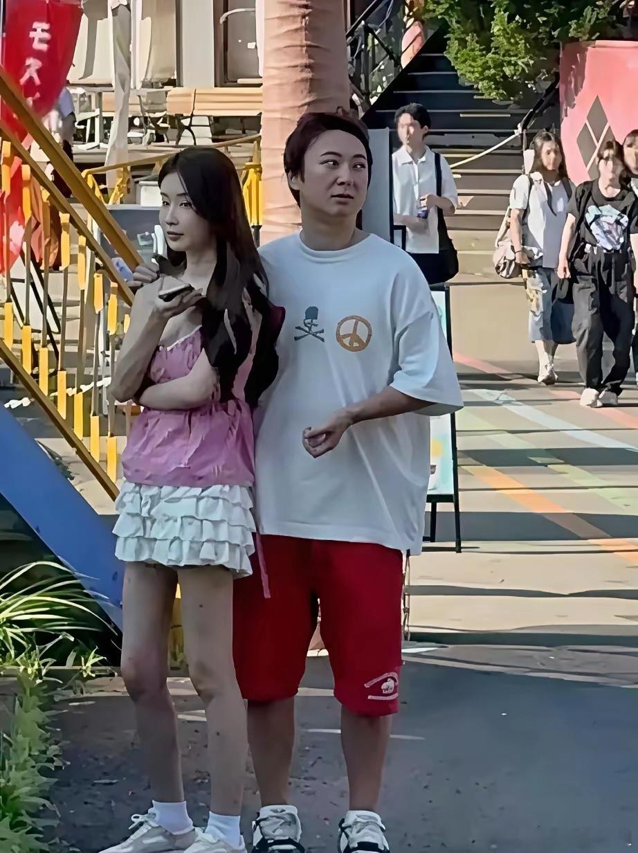 王思聪永远生活在幸福之中 ​​​