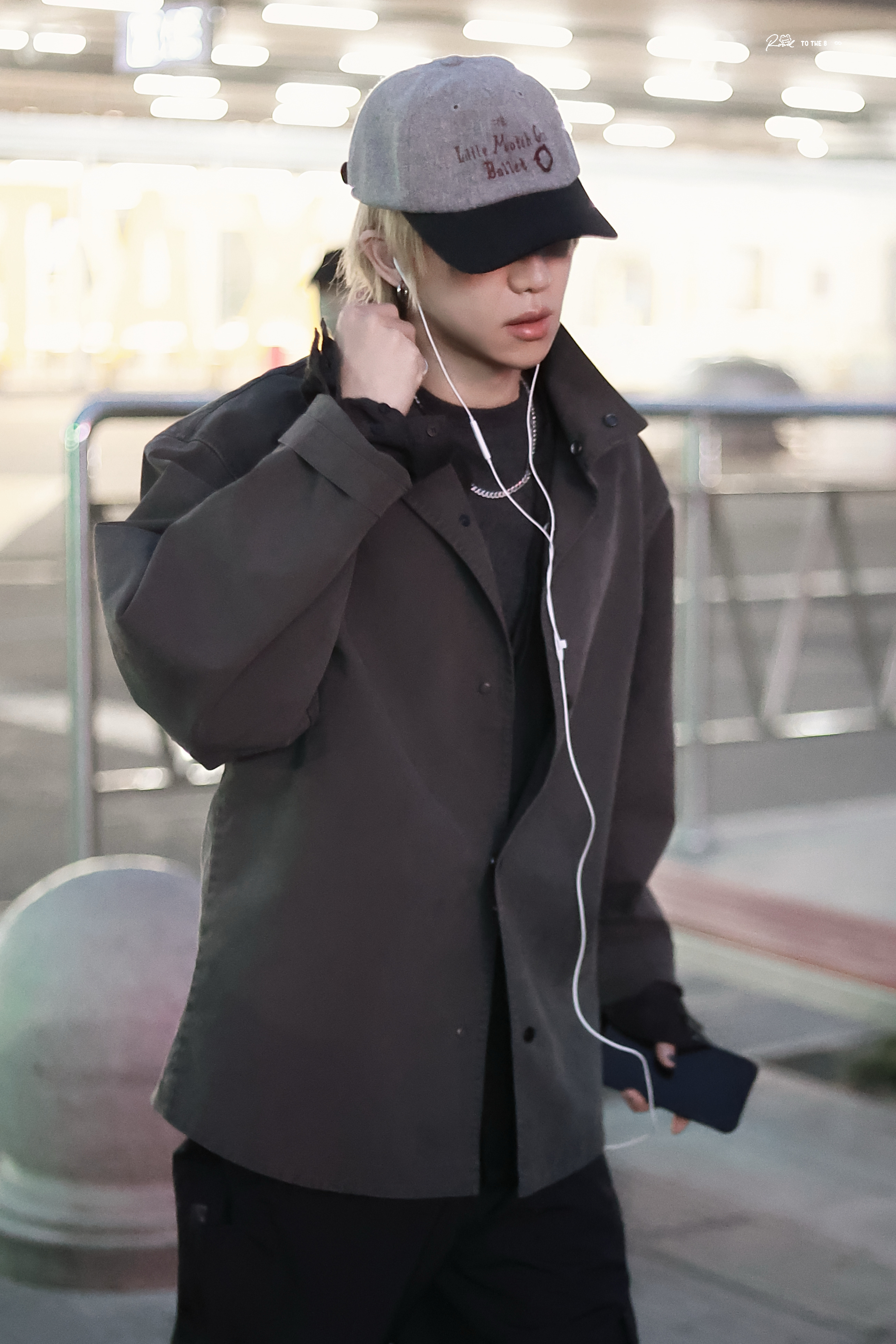 徐明浩 × 机场 Look✈️小8机场回国造型，Fear of God 夹克外套