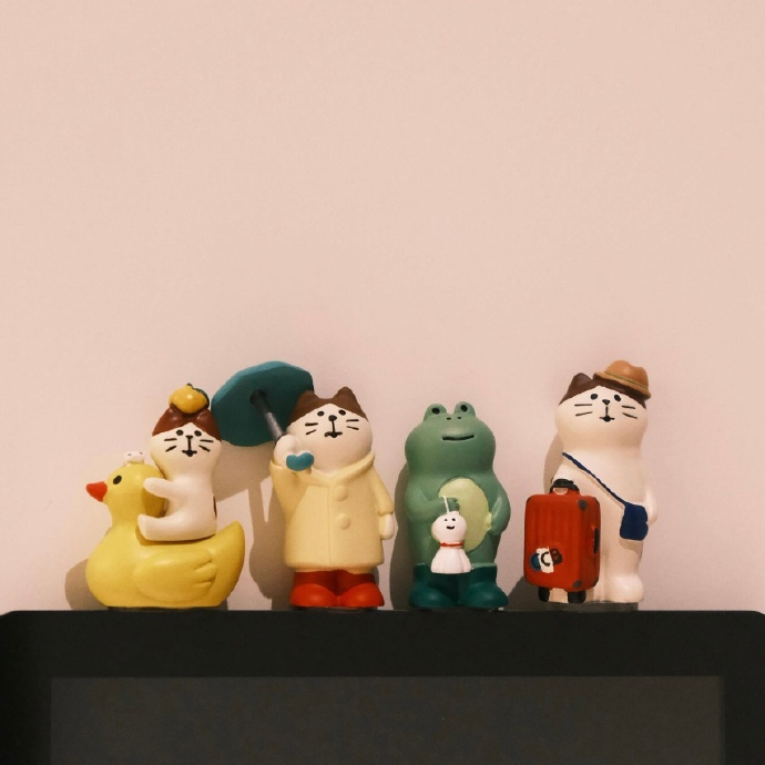 𝕭𝖊 𝖗𝖔𝖒𝖆𝖓𝖙𝖎𝖈 ᥫᩣᩚ“前路慢慢 愿你南风拂满袖” 