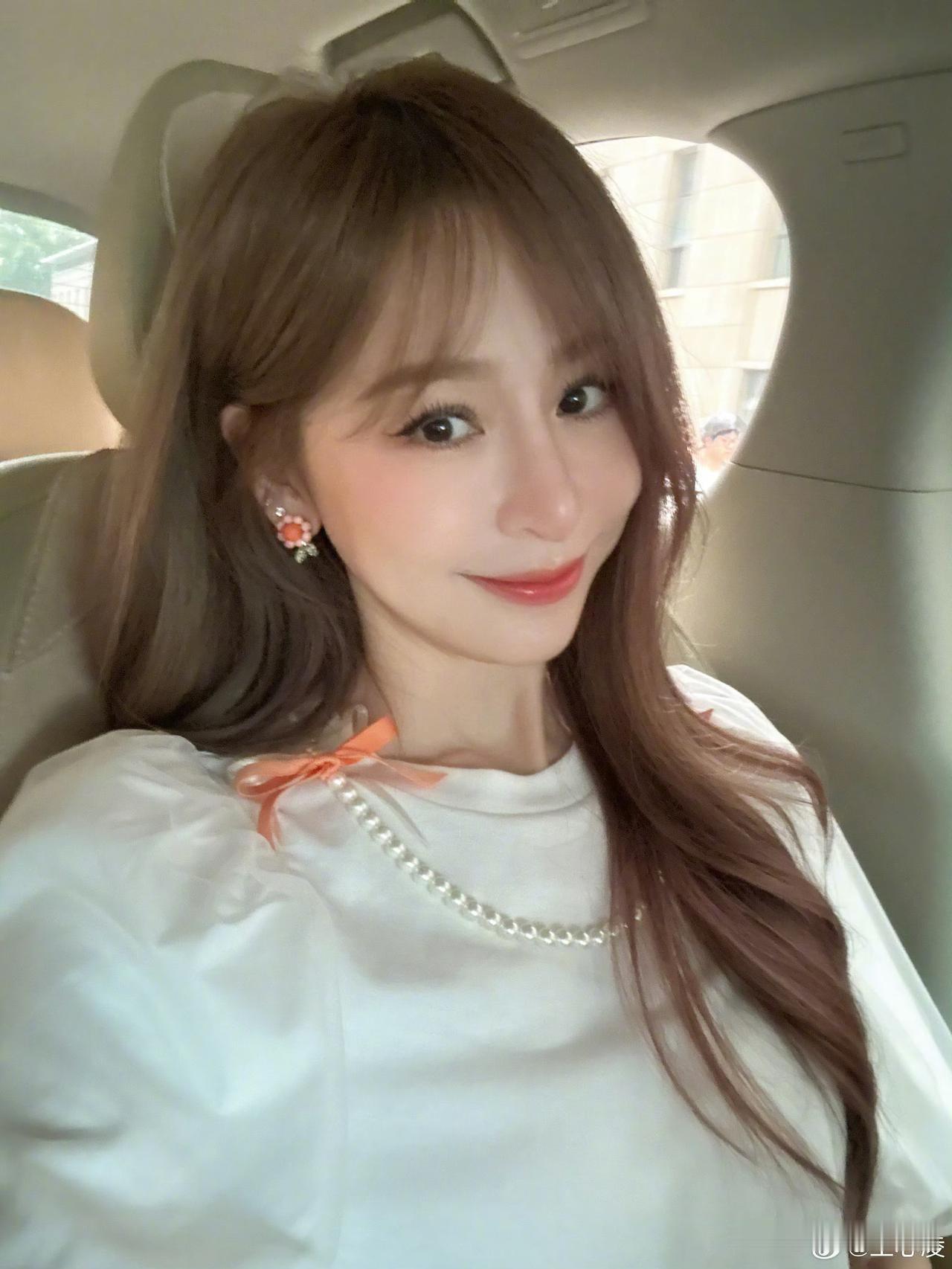 吴克群的前女友是何超莲
他豪门女婿都不当，原来是在等王心凌吗，也不是没有可能，毕