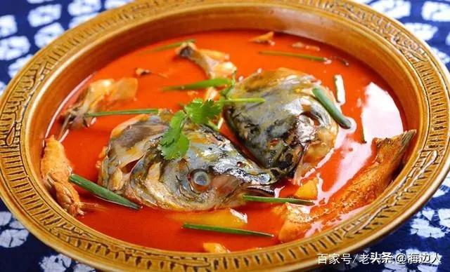 你知道吗，大理白族酸辣鱼和冻鱼的做法主要有什么不同？相同之处：一般都用鯽鱼丶鲤鱼