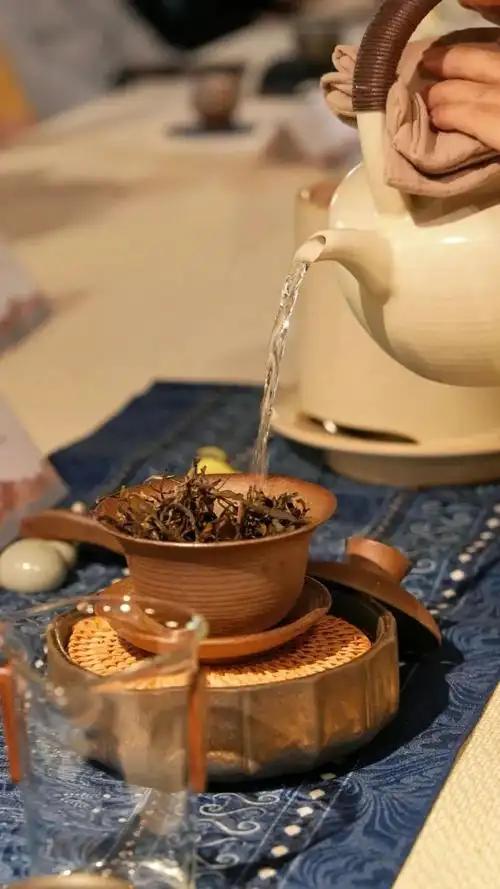 最近【真心话茶局】活动在头条火啦！听说6月红包天天有，这谁能忍住不参加啊！想象一
