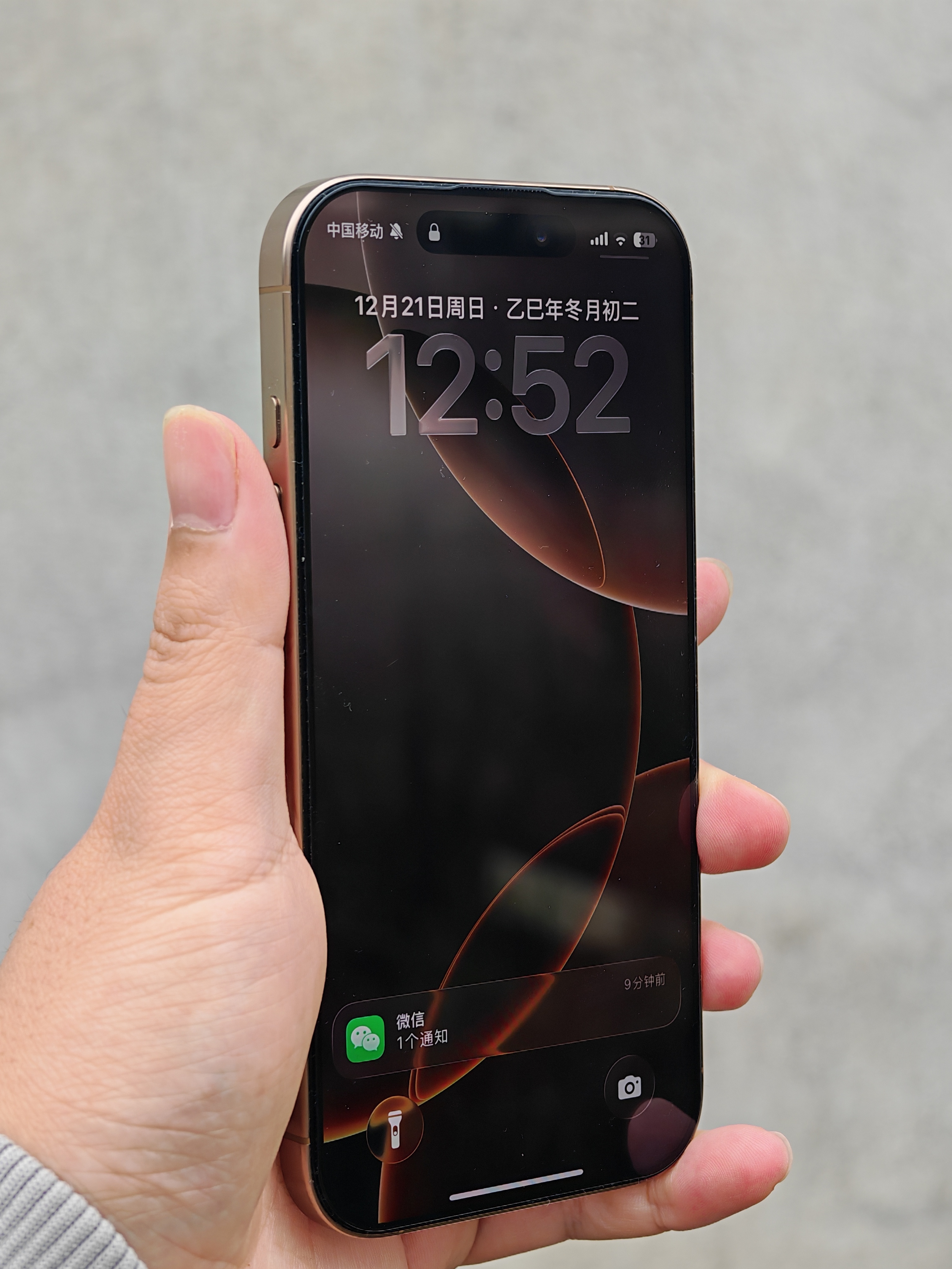 iPhone没有一个按键是多余的 确定嘛？听我朋友讲侧边相机按键他基本不用，就算