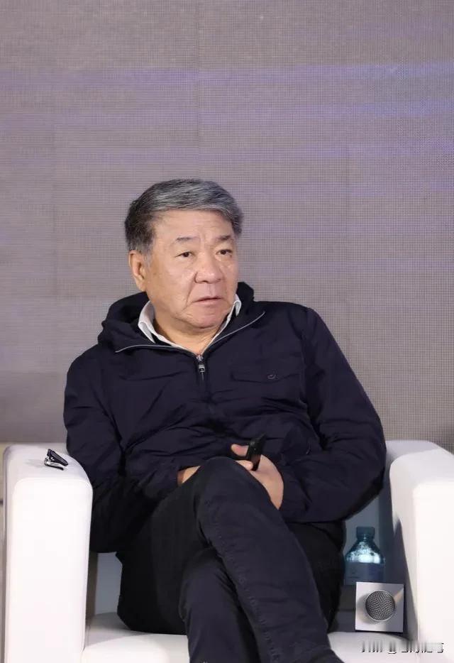 著名影视导演，编剧，出品人，郑晓龙说：《南来北往》这部剧筹拍的时候，找谁饰演汪新