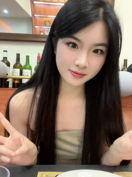 没有鼻基底凹陷和法令纹的人赢麻了