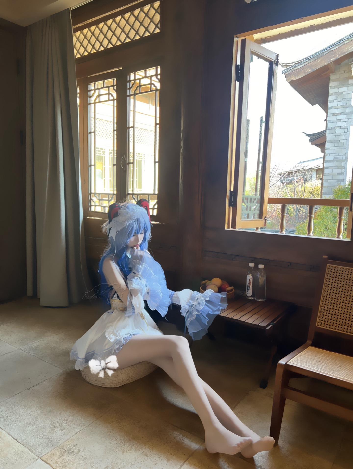 能不能在爱我=[,,_,,]:3同人