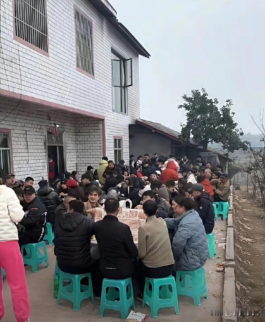 二师兄之死！

二师兄算栽在女人手里了，500年前调戏嫦娥被贬下凡。今天又是因一