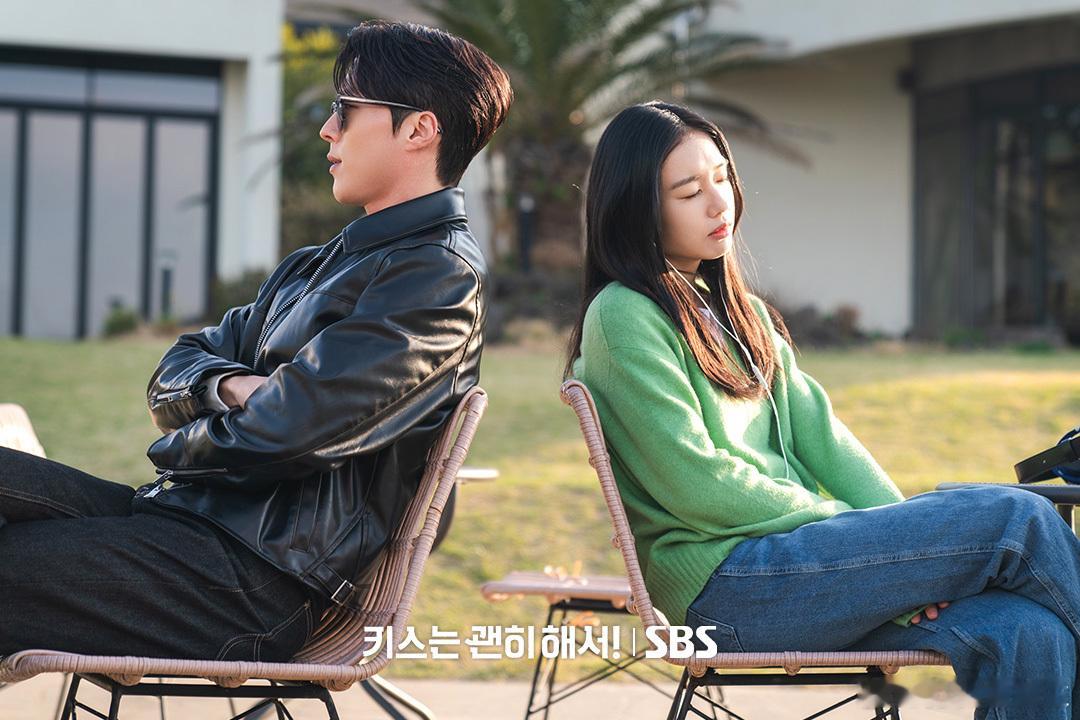 张基龙安恩真《不该接吻的》剧照公开～SBS 11 月 12 日星期三晚上 9 点