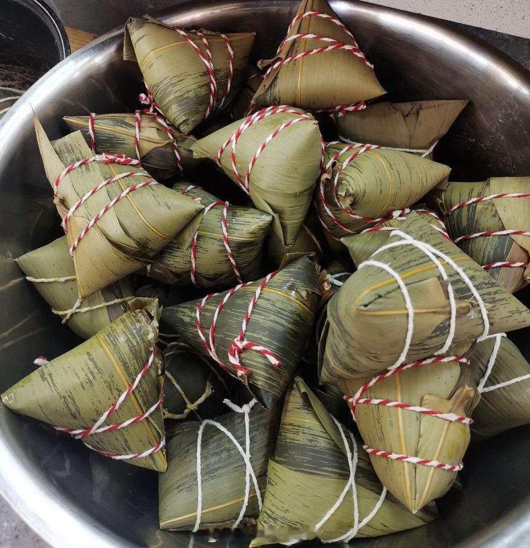 王子奇 哥，你猜这是什么味的？川渝的口味