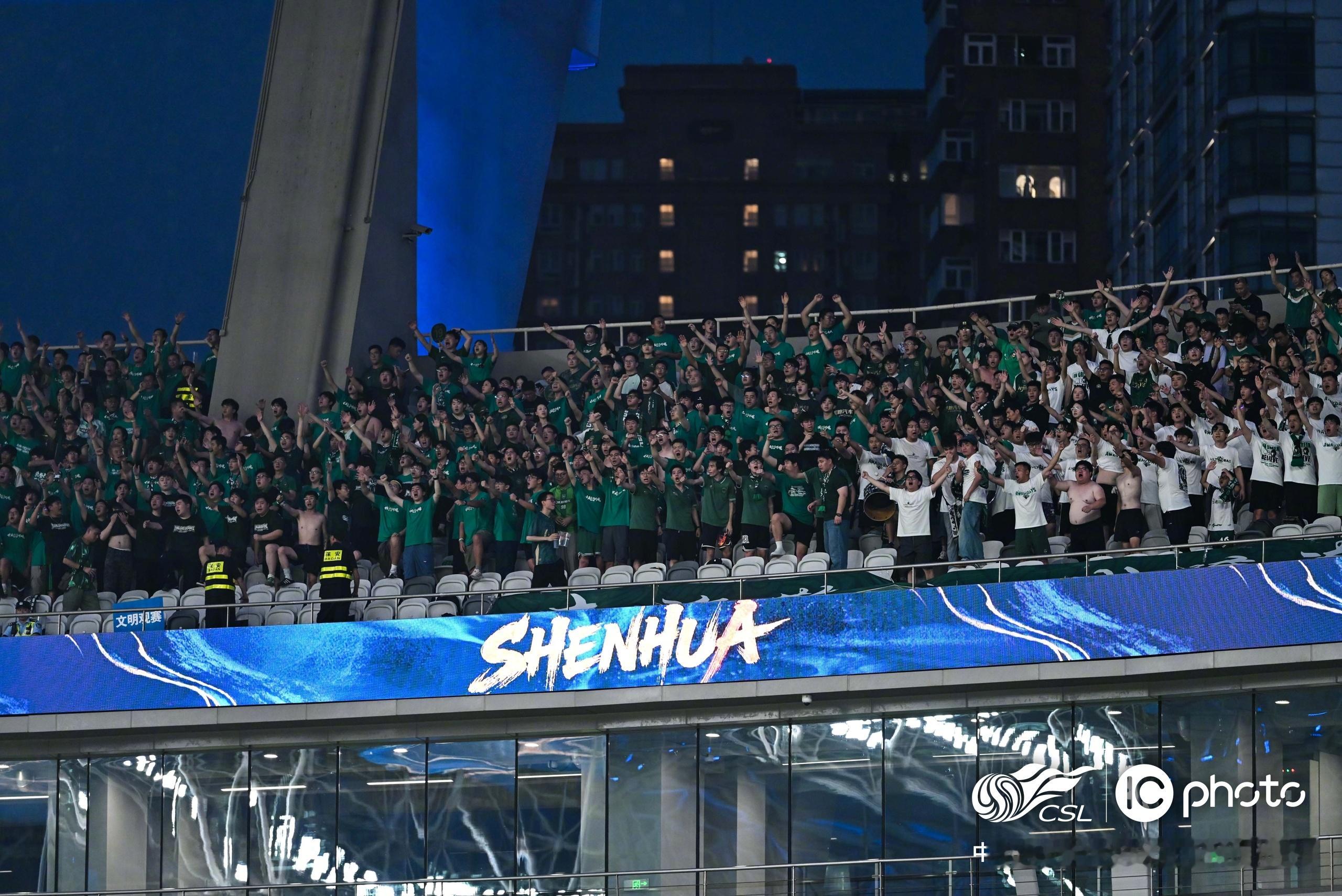 ⚽️ 中超战报：上海申花 3-2 浙江俱乐部绿城今晚，2026怡宝中超联赛第17