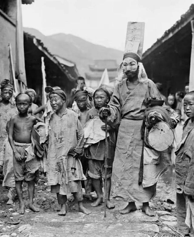 清末时期是中国历史上比较贫困时期。清末