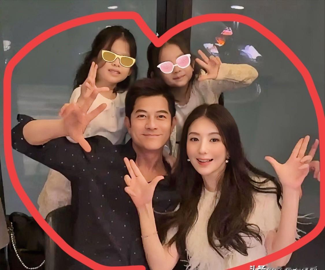 方媛三胎生了？
别急，真没官宣。
香港三大报没报，郭富城微博没动静，民政局查不到