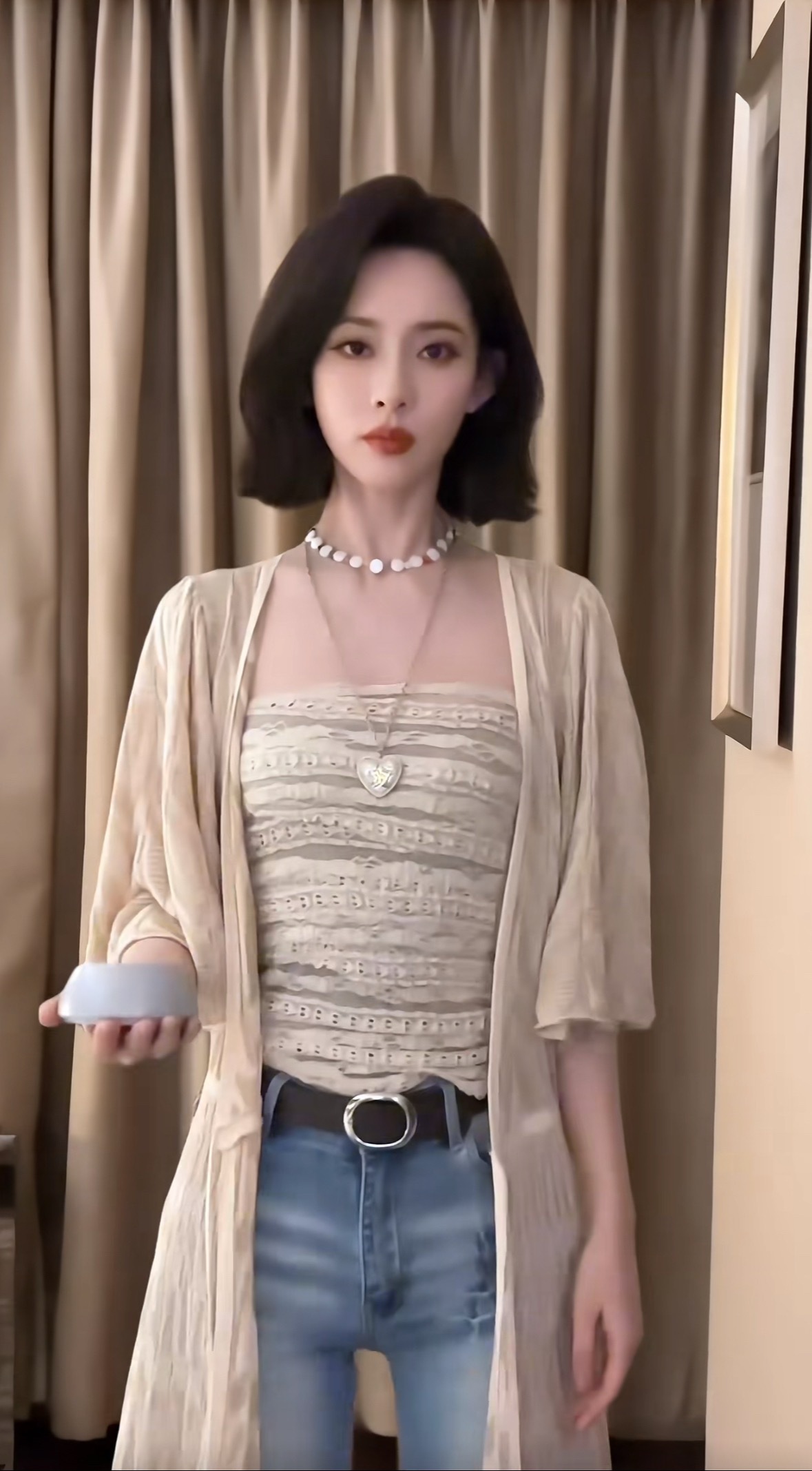 咋这么a呢这个易飒沈汐和 