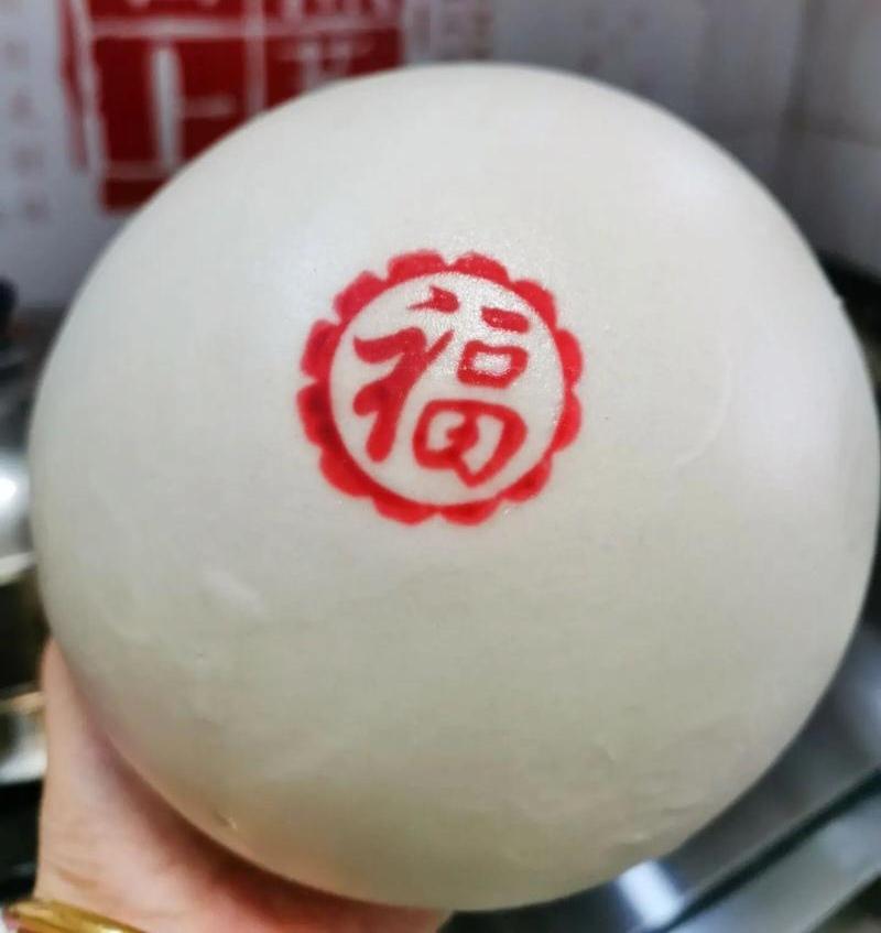 吃馒头吃馒头！细皮嫩肉，润泽韧性，天生丽质，简素大方。
——————————