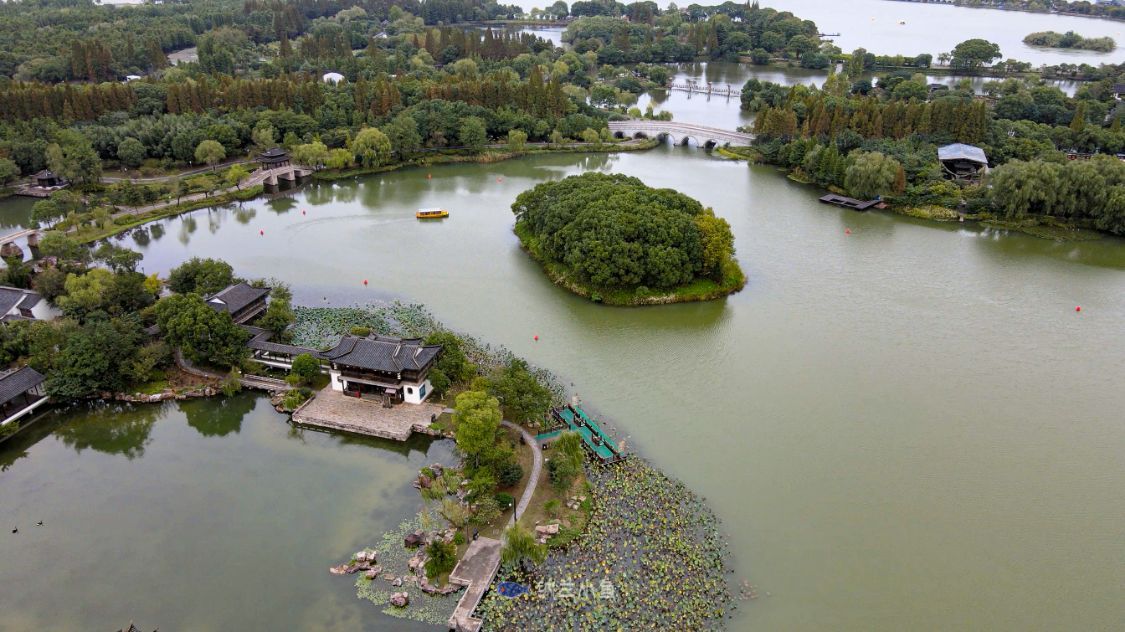 江苏常熟虞山文化度假区上半年旅游收入8.5亿元（同比+7.6%），依托博物馆升级