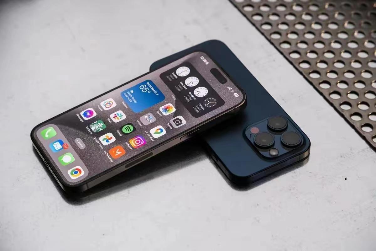 iPhone 15Pro Max翻车实锤了兄弟们！！！换了新机的朋友还是得好好保