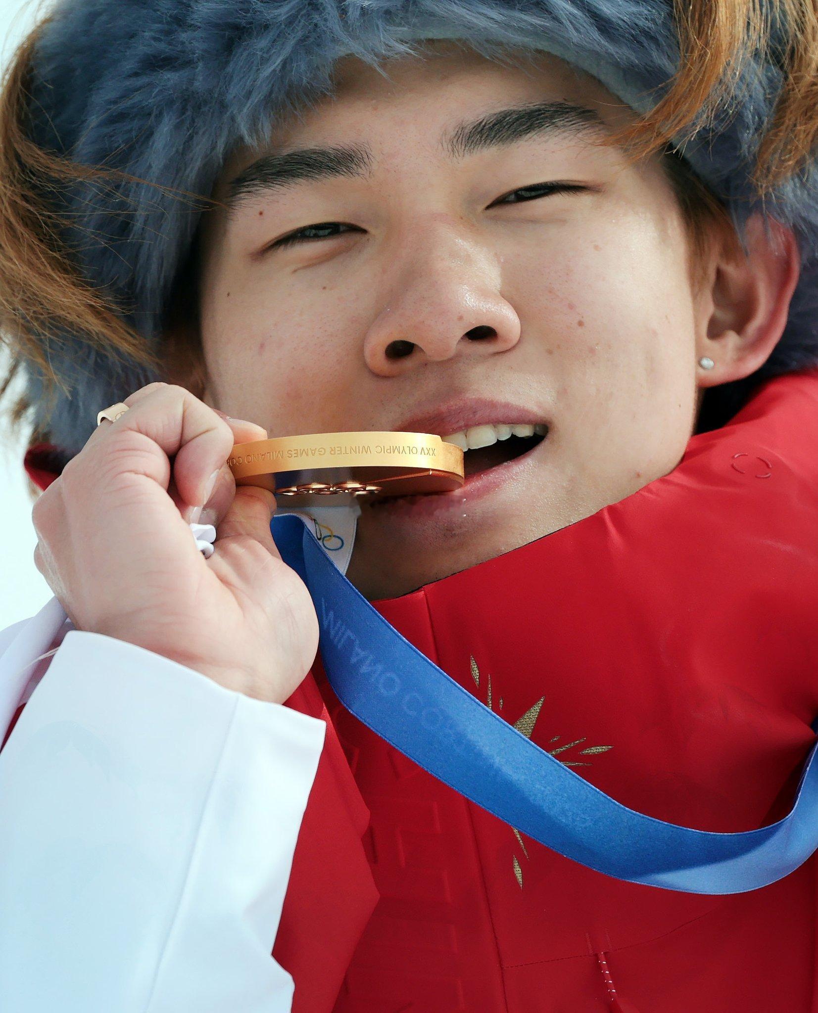 向每一位中国🇨🇳运动员致敬米兰冬奥会中国代表团获得5金4银6铜！雪上项目4金