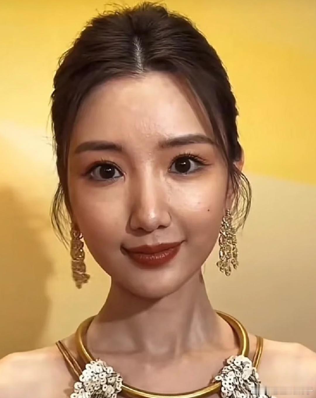 这颜值也太抗打了 ​​​