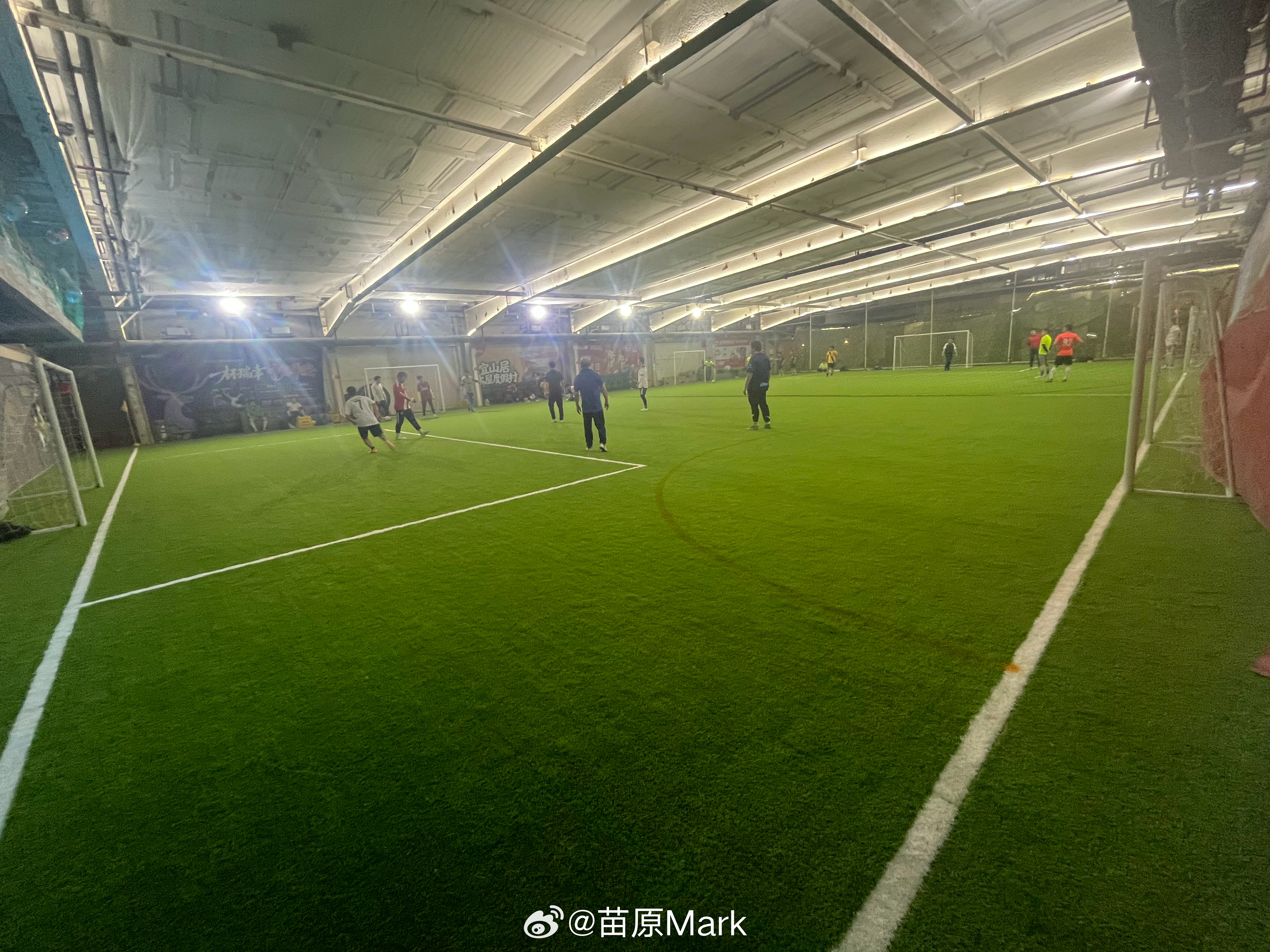 该踢还是得踢，人还变多了，就是来了就交流AED经验，热身的人也变多了