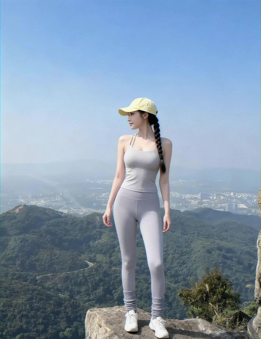 周末快到了，是爬梧桐山还是七娘山呢？
爬山搭子 深圳同城 深圳爬山 深圳搭子 户