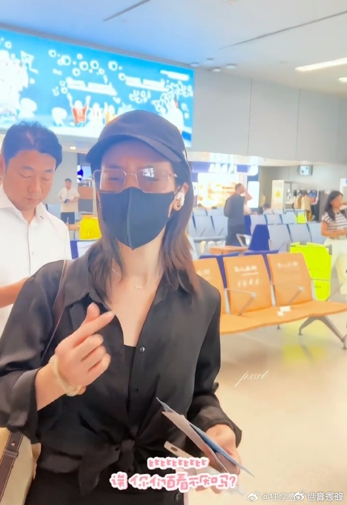 李晟 看书比看我有营养 晟姐劝学3.0上线！睡前一小时书，营养满满，精神抖擞迎接