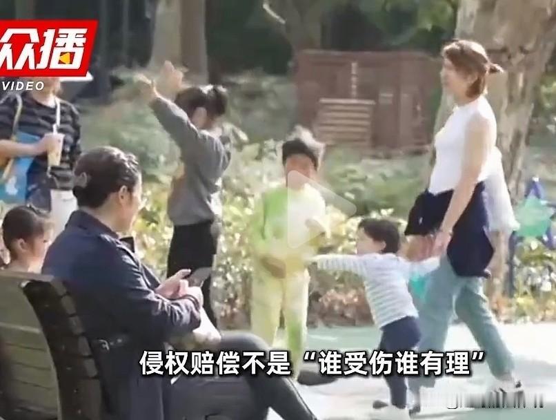 不是谁受伤谁有理！海南海口，80多岁的老太，看到邻居在地里干活，硬说对方占了她家