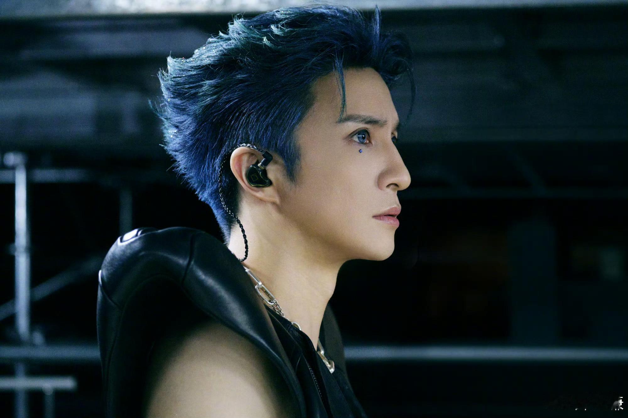 薛之谦薛之谦万兽之王完全是Top级别断层领跑，一路霸榜！万兽之王含金量直接拉满?