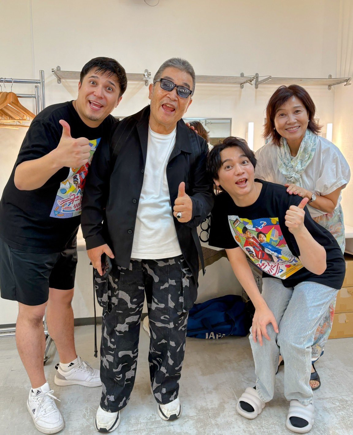 今天6月29日是草帽一伙船匠弗兰奇的新任声优木村昴的36岁生日。他以一人之力拉低