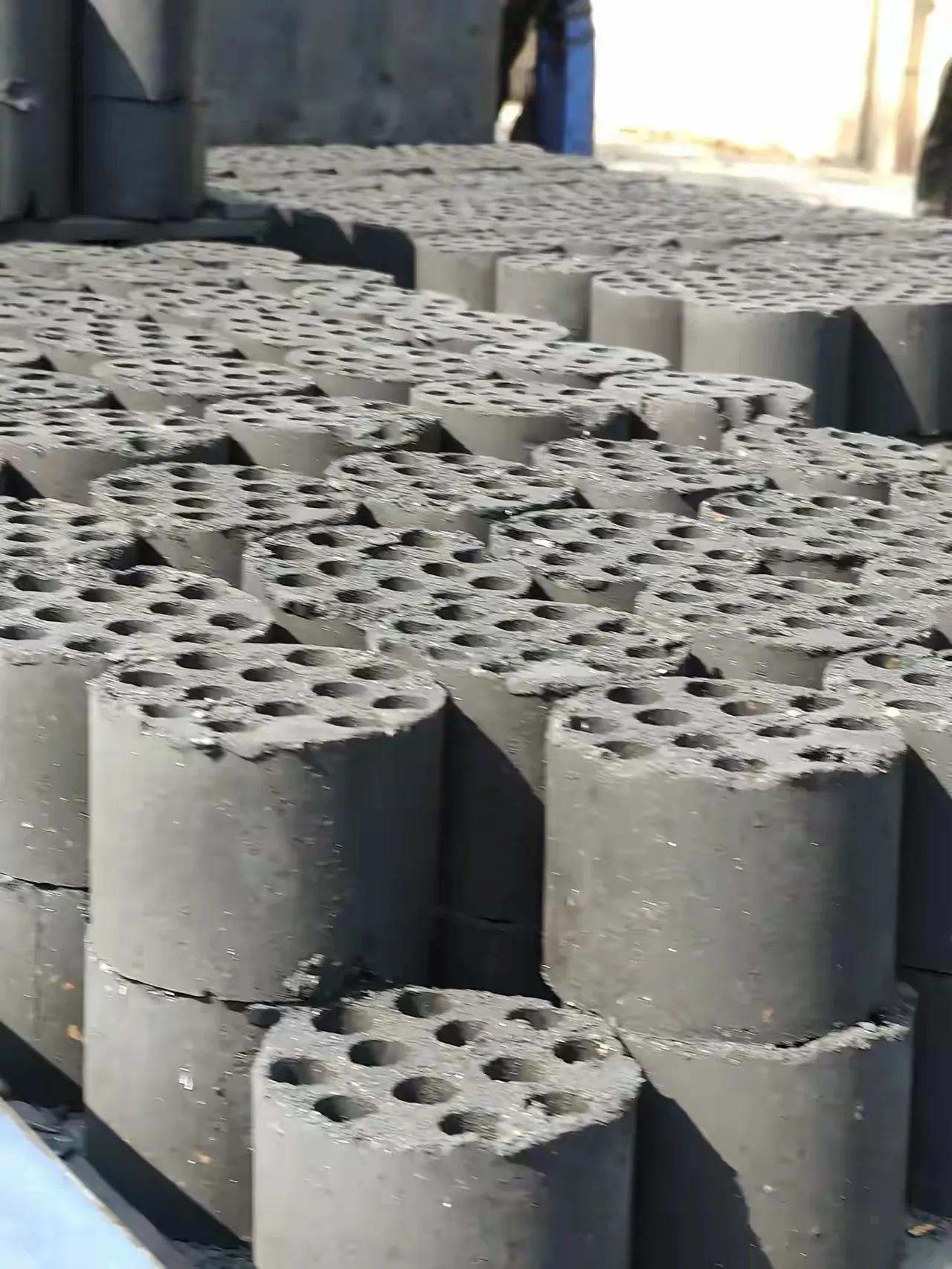 照片中的东西，网上的朋友中认识它的估计已不多了吧，我想至少90后出生的人可能连见