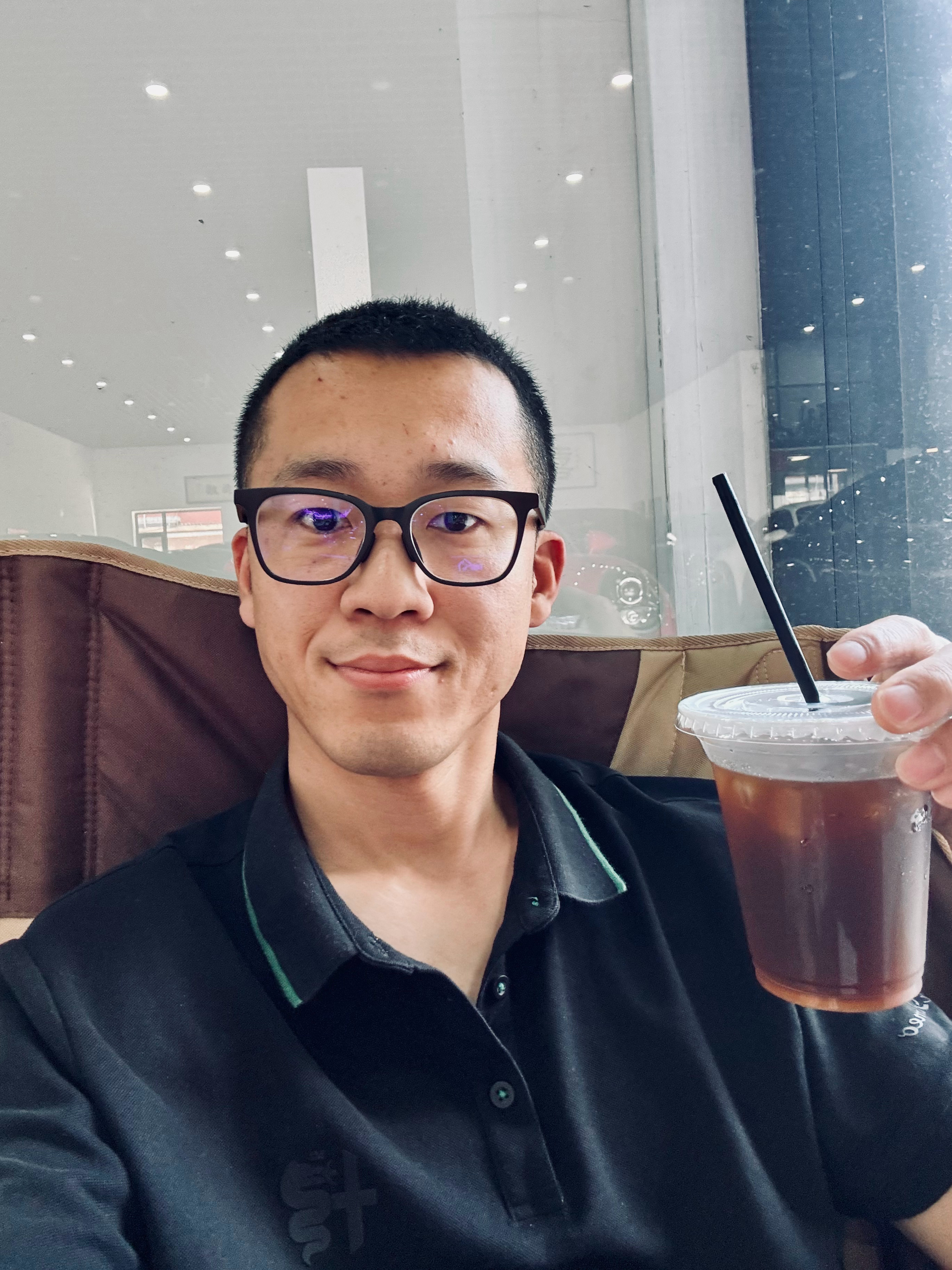 洋吧一下 来杯冰美式 北京·昌平区保时捷博物馆