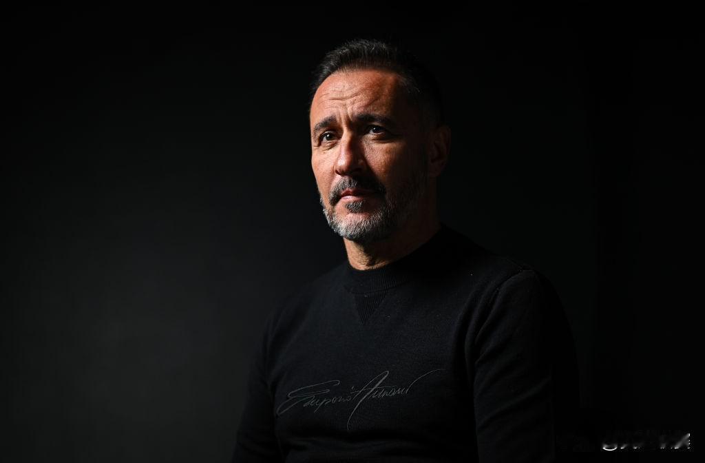 官方：维托尔·佩雷拉出任狼队新帅

狼队官方宣布，56岁的葡萄牙人维托尔·佩雷拉